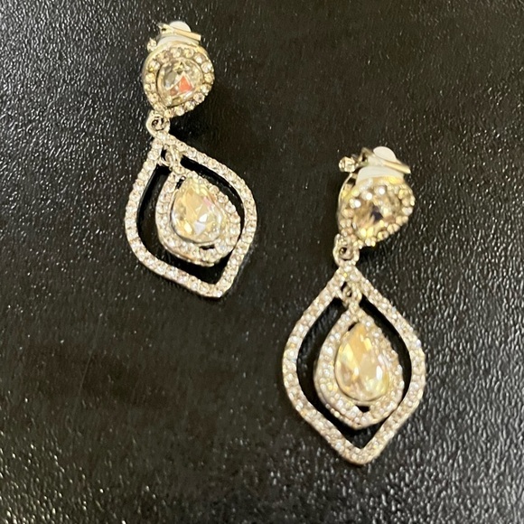 Four pairs Faux Diamond Earrings Clip On Prom Homecoming Coquette Girl Demure - Picture 13 of 15